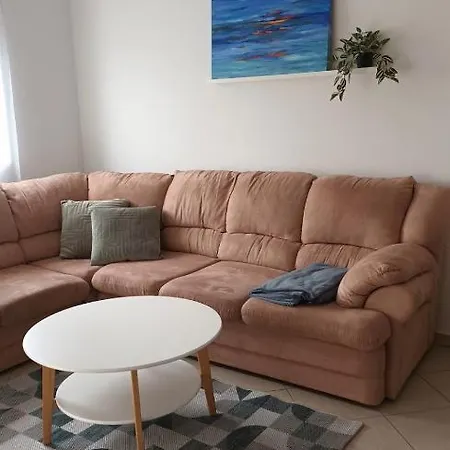 Apartment Sandra -private Parking And Garden Zadar